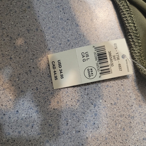 Bikini - Picture 2 of 3